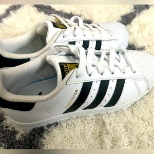 Adidas Superstar Size 4